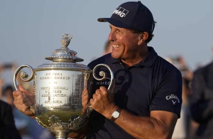 Read more about the article Phil Thrills at Kiawah – Wins PGA at 50