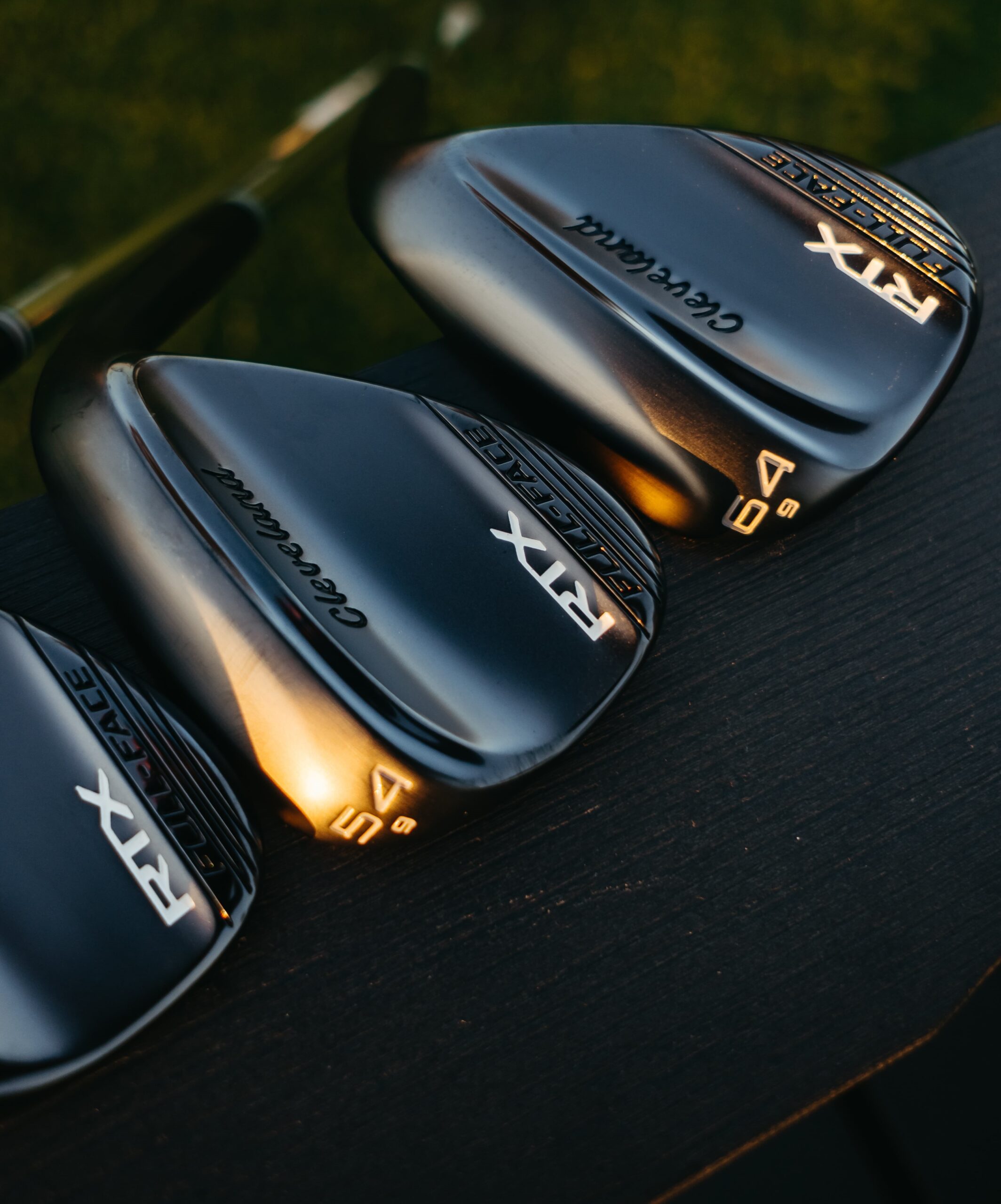 Read more about the article CLEVELAND GOLF UNVEILS BLACK SATIN FINISH FOR RTX FULL-FACE