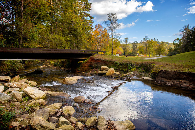 Read more about the article Rumbling Bald (Resort) – Lake Lure, North Carolina