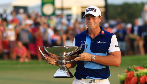 Read more about the article Hovland Routs Tour Championship, Wins Fedex Cup