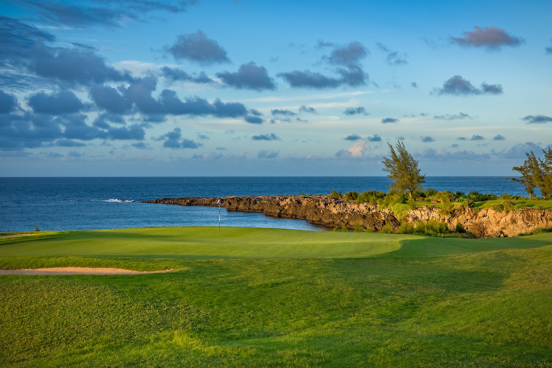 Read more about the article KAPALUA GOLF TO REOPEN BAY COURSE SEPTEMBER 20th, PLANTATION COURSE OCTOBER 18th