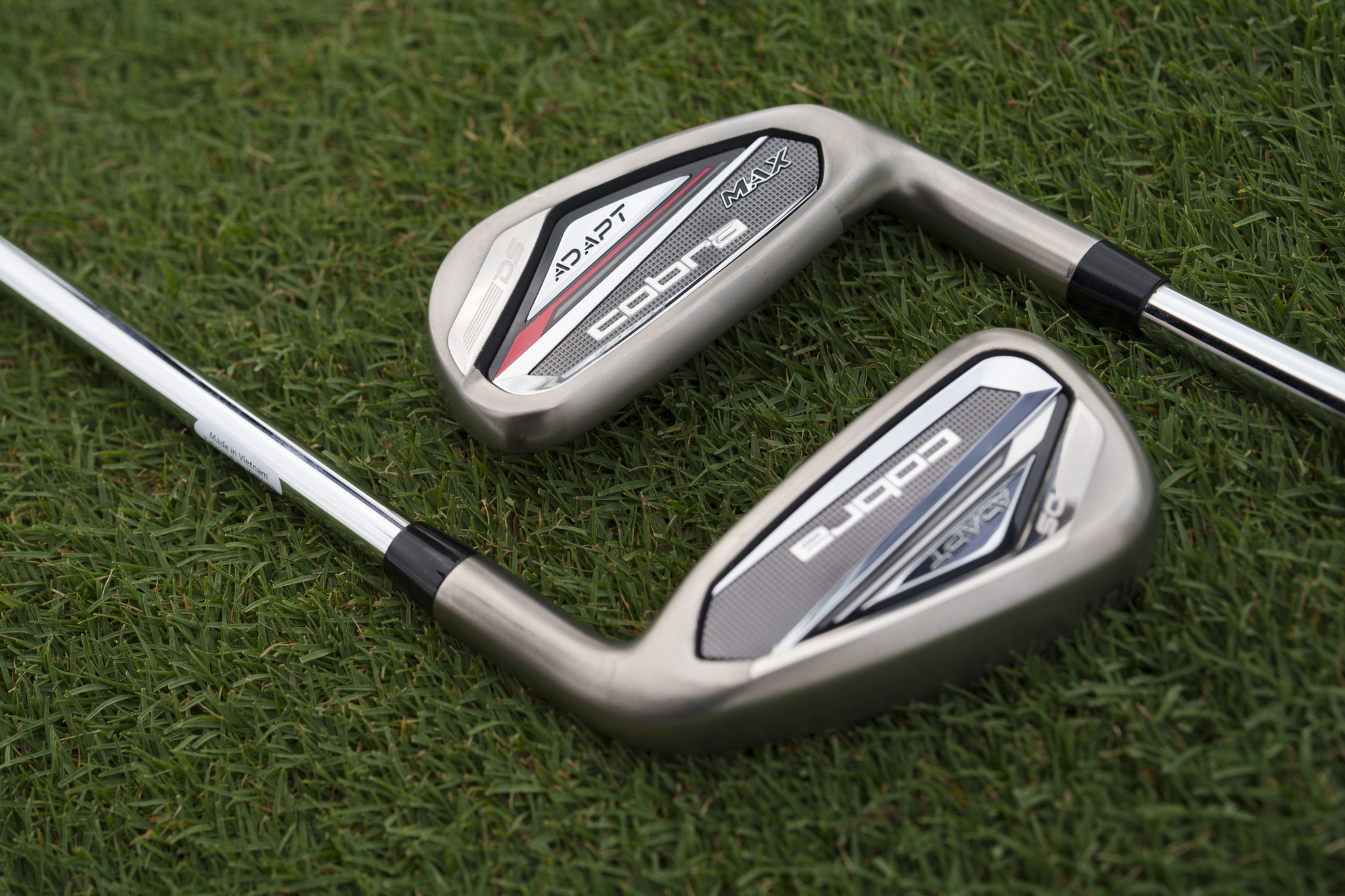 Read more about the article COBRA GOLF ® INTRODUCES NEW DS-ADAPT IRONS FOR MAX DISTANCE AND FORGIVENESS