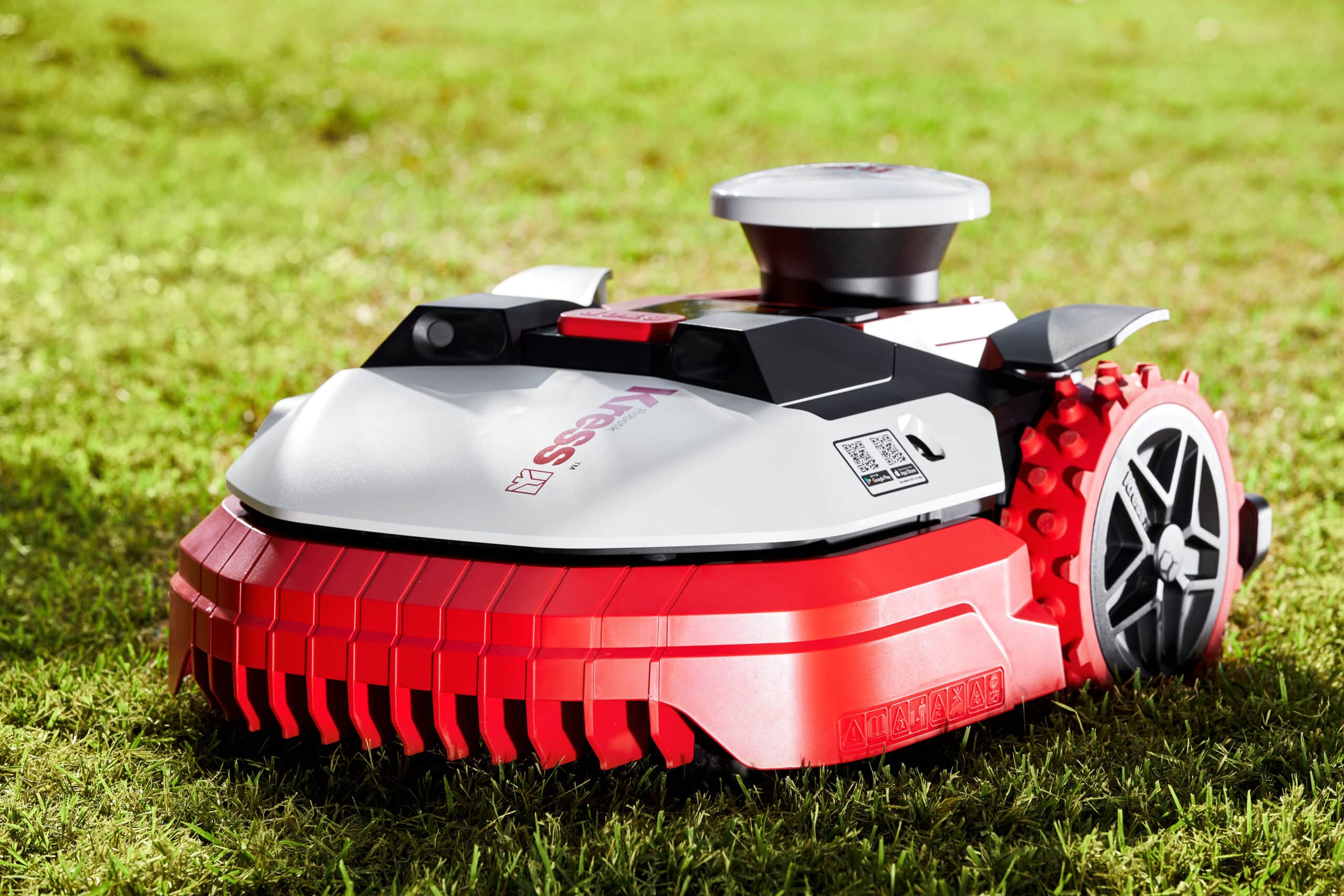 Read more about the article Royal Portrush Golf Club and Valley Brook Country Club Among Marquee Courses Implementing Kress Commercial Robotic Technology