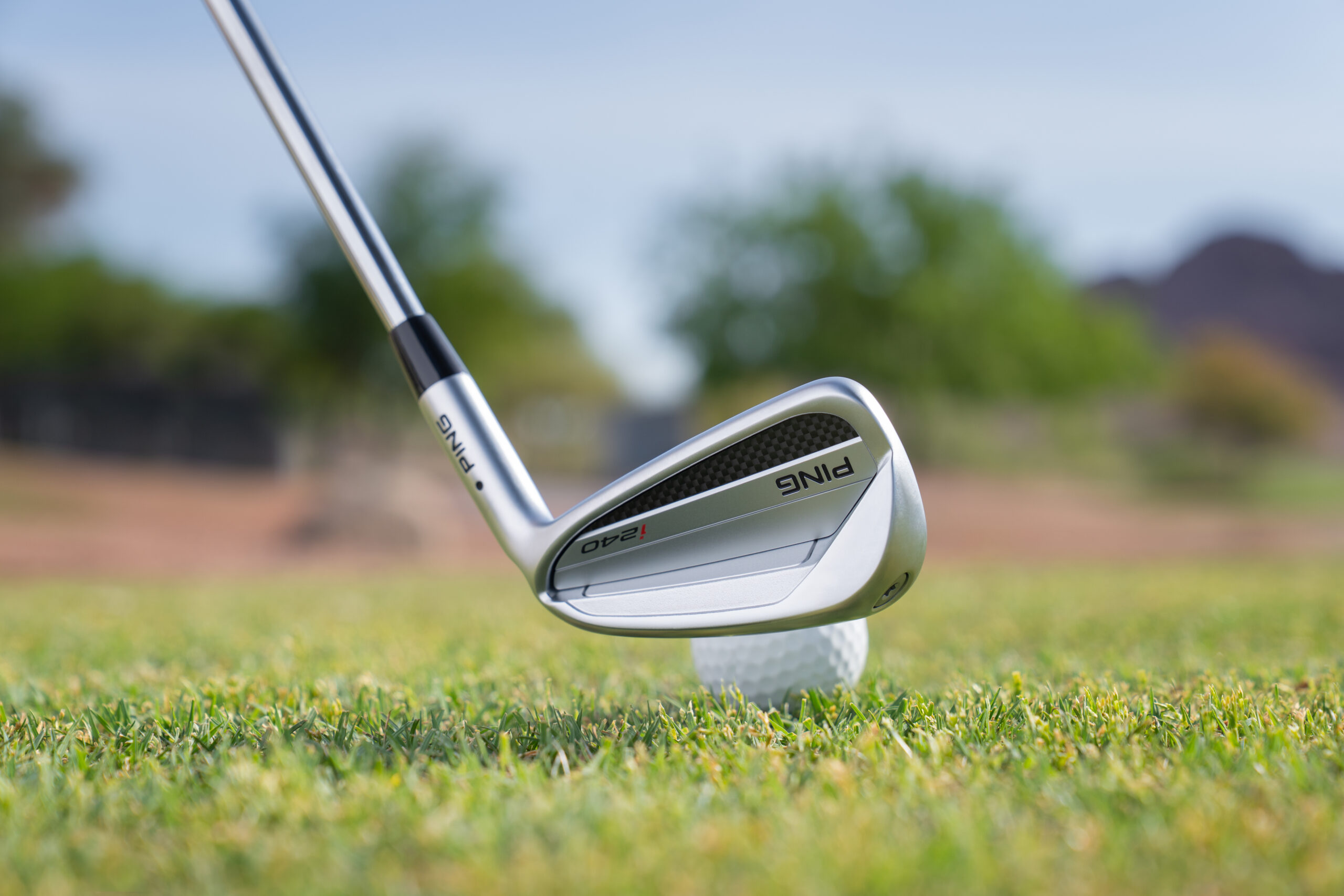 Read more about the article New i240 irons offer higher launch, forgiveness in players-style design