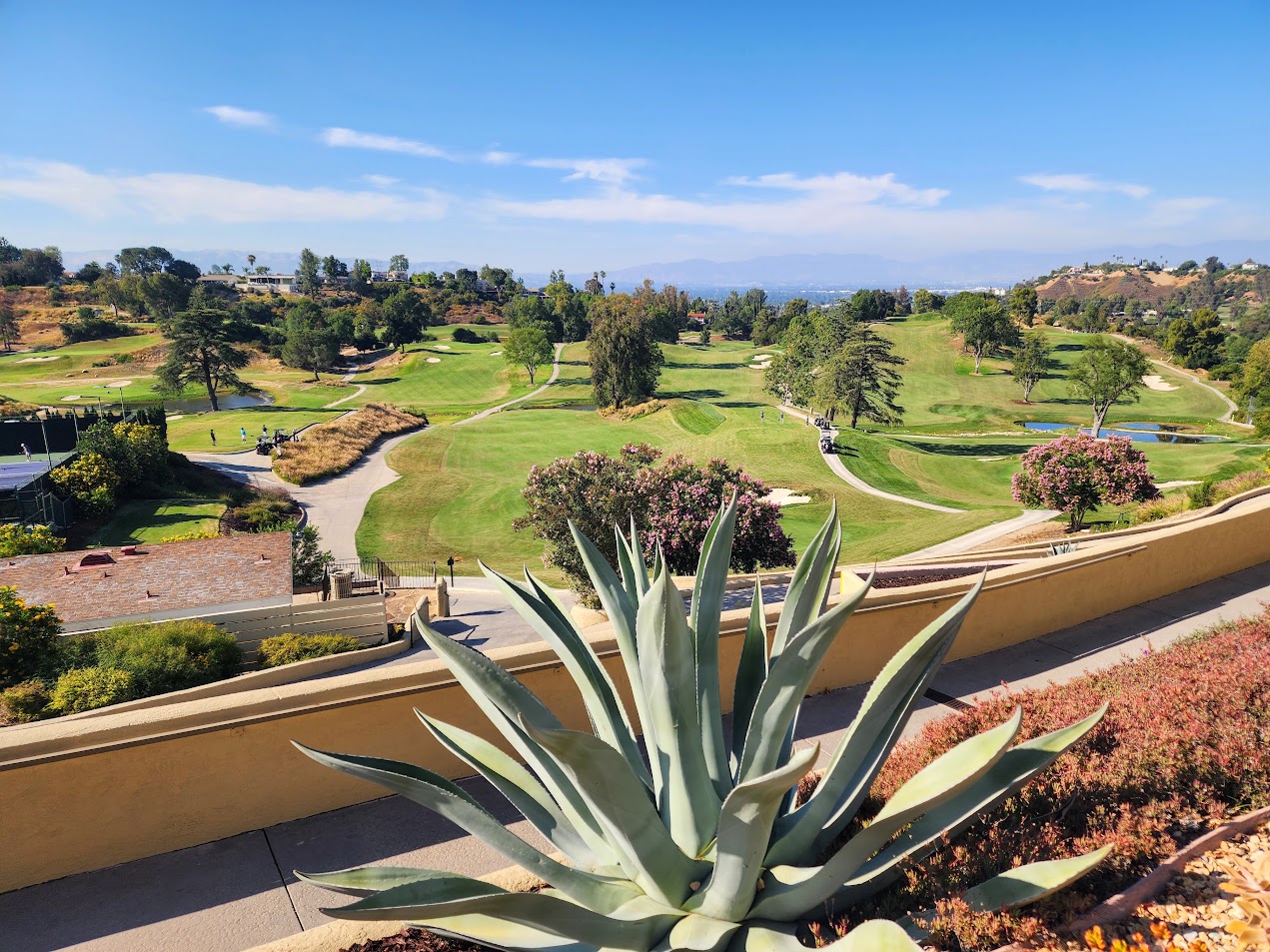 Read more about the article Mullholland Hills Country Club, and the Invited Clubs of Southern California